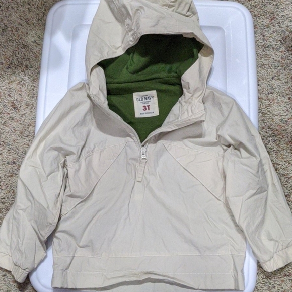 Old Navy 3t lightly lined raincoat - Picture 1 of 3